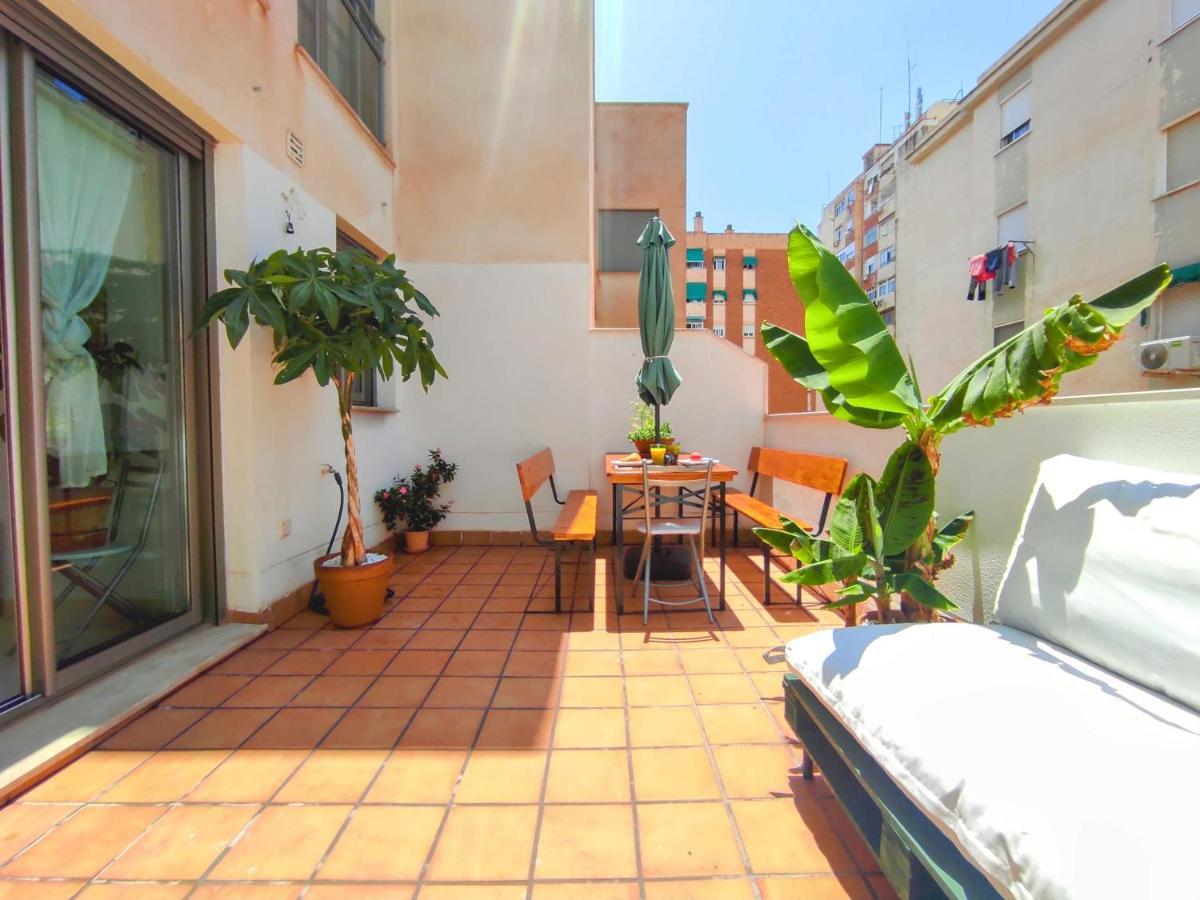 Manuela Nogales Apartments! Малага Екстериор снимка