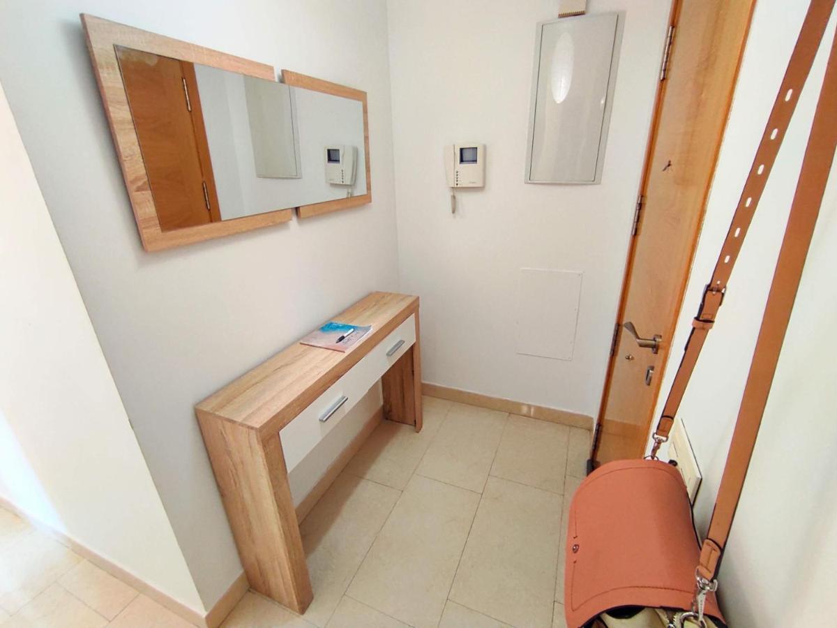 Manuela Nogales Apartments! Малага Екстериор снимка