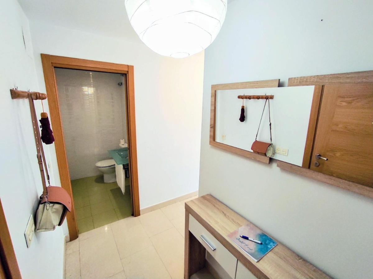 Manuela Nogales Apartments! Малага Екстериор снимка