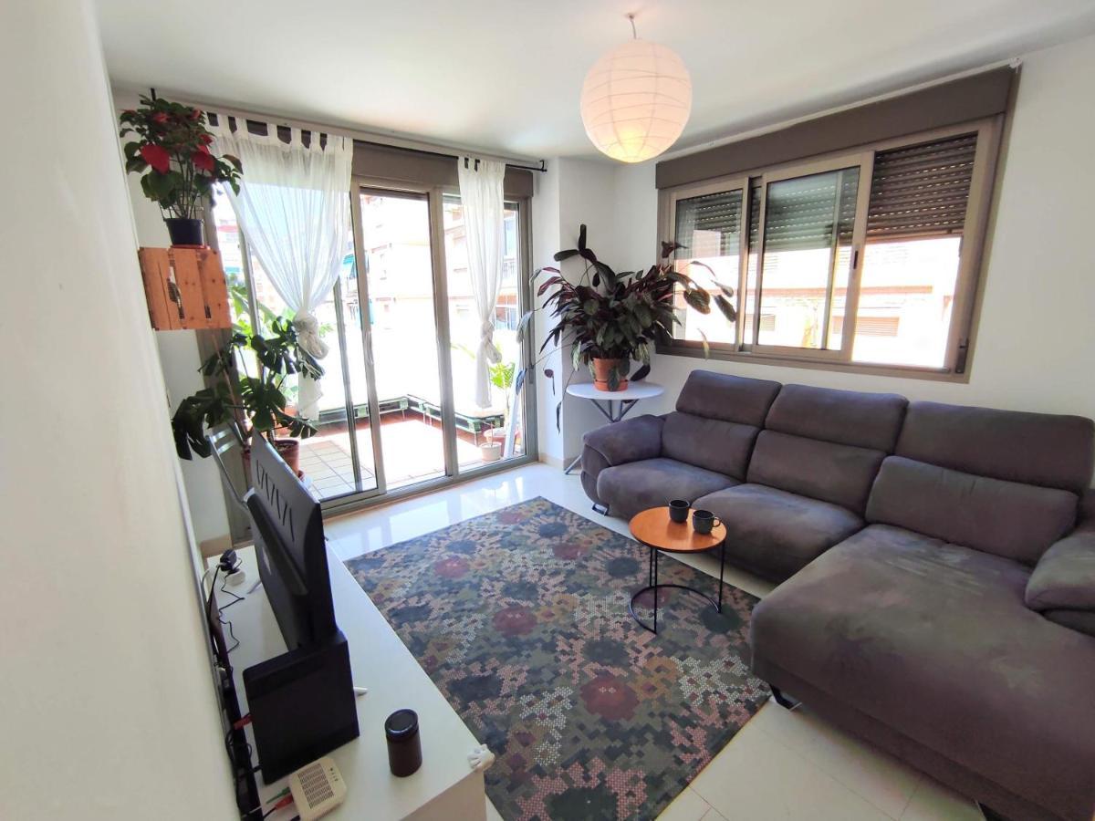 Manuela Nogales Apartments! Малага Екстериор снимка