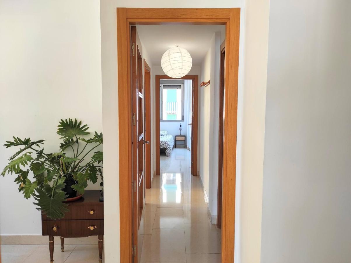 Manuela Nogales Apartments! Малага Екстериор снимка